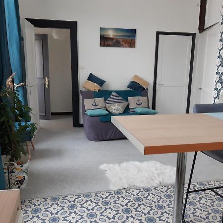 Studios Et Appartements En Centre Ville Boulogne Sur Mer Esterno foto