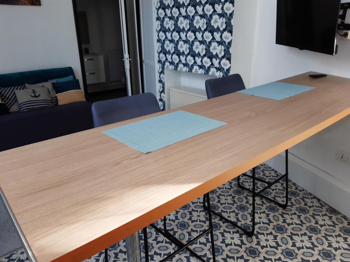 Studios Et Appartements En Centre Ville Boulogne Sur Mer Esterno foto