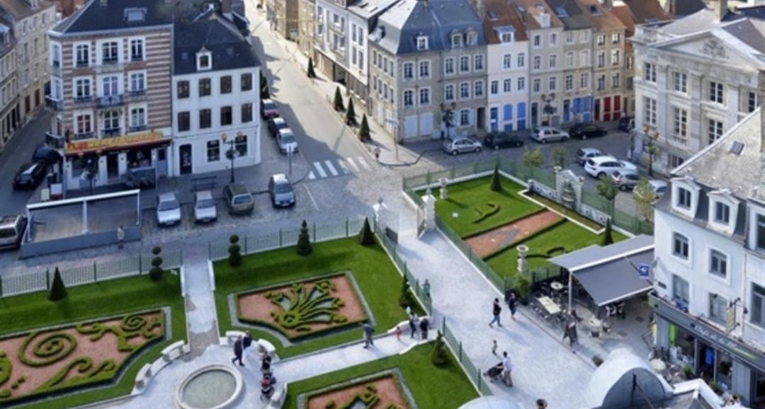 Studios Et Appartements En Centre Ville Boulogne Sur Mer Esterno foto