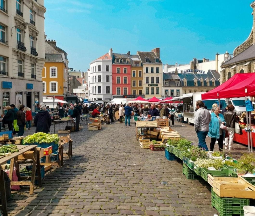 Studios Et Appartements En Centre Ville Boulogne Sur Mer Esterno foto